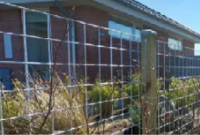 Galvaniseret hegn � st�rkt, stilrent og vedligeholdelsesfrit