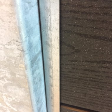 Nice galvaniserede sideskinner