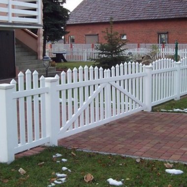 Dobbeltlåger til PVC Skagen hegn med bue op