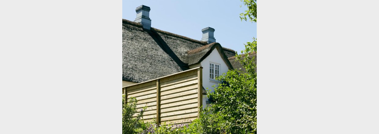 Klarg�ring af hegn f�r vinter