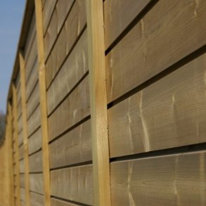 Tr/tr: FT systemhegn skyggefugeprofil inkl. systemstolper i tr og tilbehr