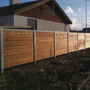 Systemhegn inkl. stålstolper og tilbehør