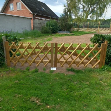 Dobbeltlåger til jægerhegn