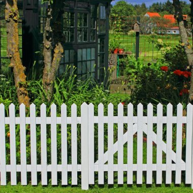 PLUS Skagen Lux forhavehegn