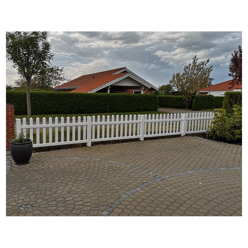 PVC Skagen hegn med lige brede stave i 180x80cm