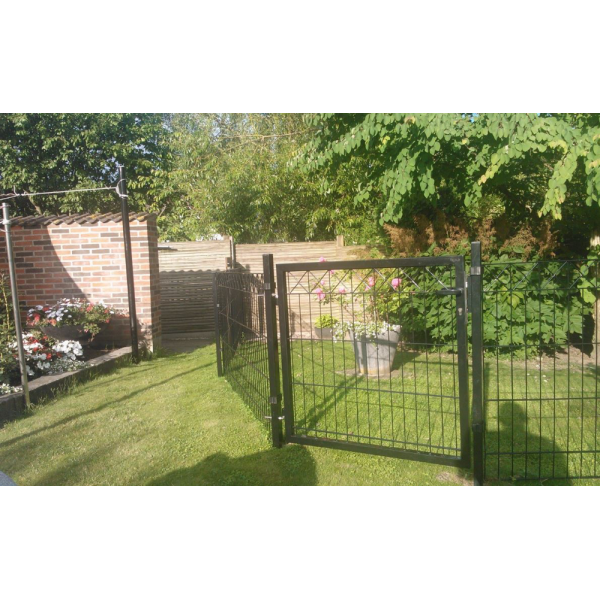 Lge X i sort 100x100cm inkl. Stolper model Gilleleje