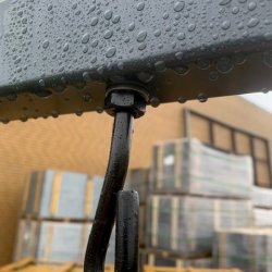 Gyngestativ i stl med 2 gynger og klatrestige  solid kvalitet i stilrent design