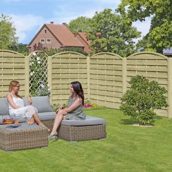 Lamelhegn 180 x 180/160cm med bue  model Kampen inkl. trstolper 