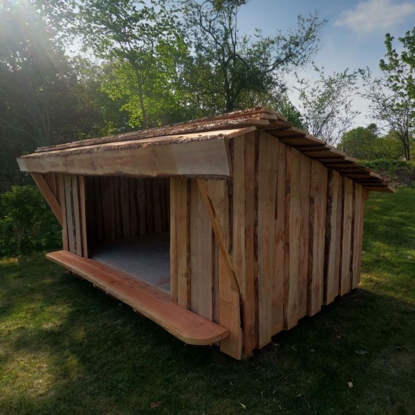 Hjemsted Premium danskproduceret shelter til 6 personer med front - i lrk