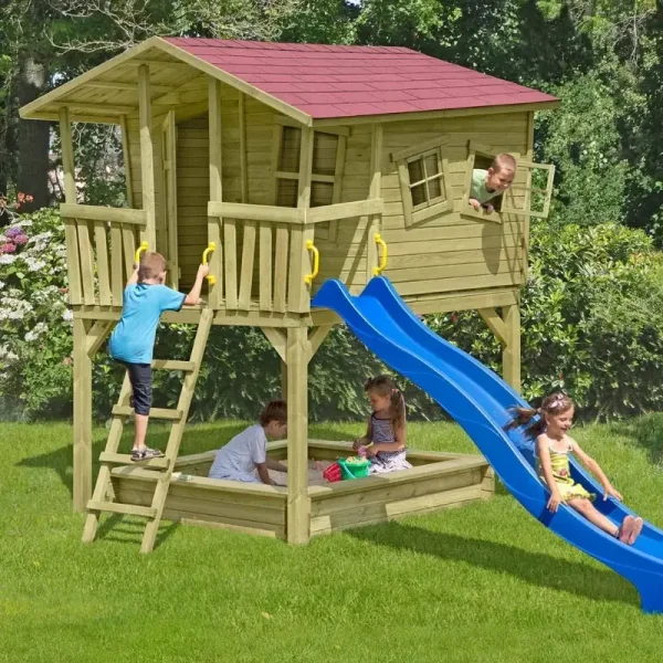 Sølvklasse: Crazy Leon legehus på stolper