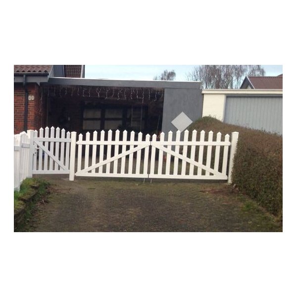 PVC Skagen dobbeltlge bue opad med brede stave i (150x150) x 120cm (BxH)