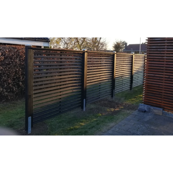 Kyoto hegn i grundmalet sort 160x160cm (BxH)