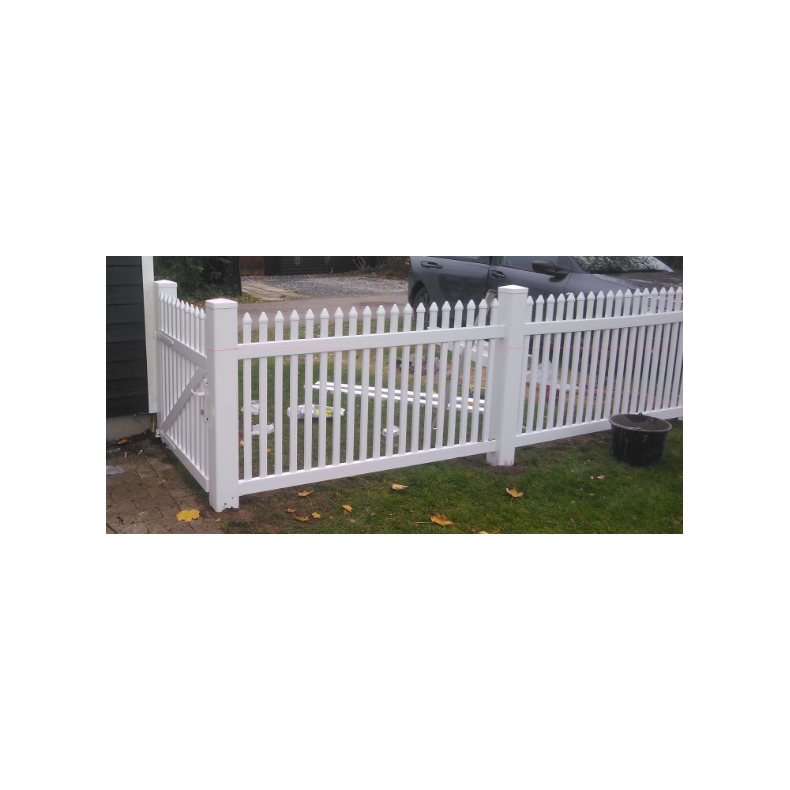 PVC Skagen hegn lige med smalle stave i 180x80cm