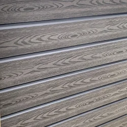 Slvklasse: Alaska komposithegn med stlbundplade galvaniserede stlstolper og tilbehr