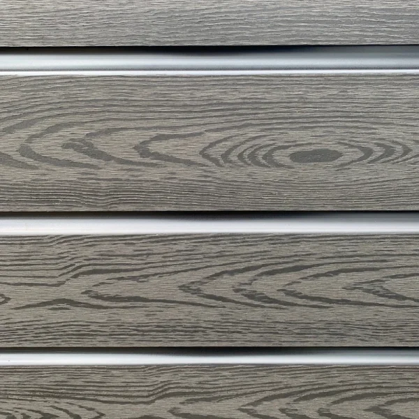 Slvklasse: Alaska komposithegn med stlbundplade galvaniserede stlstolper og tilbehr