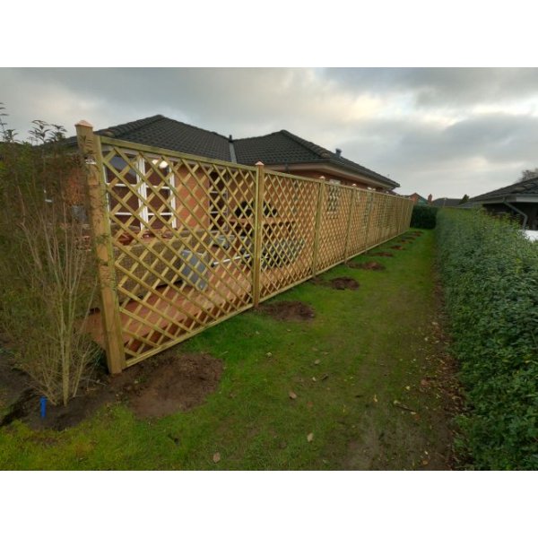 Palma hegn lige 180x180cm (BxH) 7x7cm masker