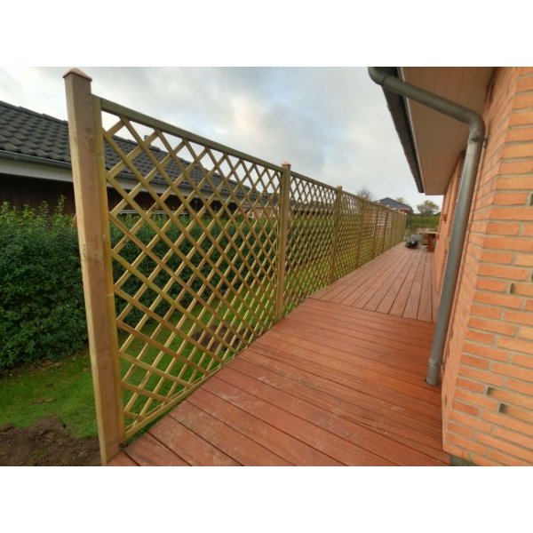 Palma hegn lige 180x180cm (BxH) 7x7cm masker