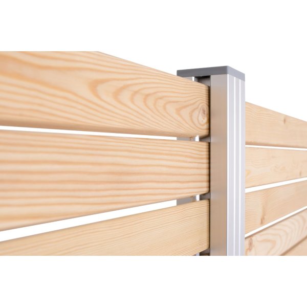 Guldklasse: Gteborg rhombeprofil systemhegn inkl. alustolper og tilbehr