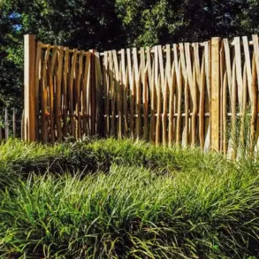 Naturhegn i hasselnd  90x180 cm - model Holmsbu