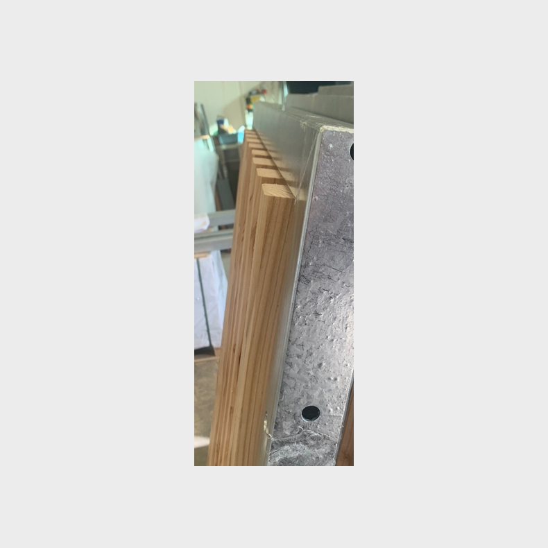 Latten enkeltl�ge med st�lramme inkl. stolper 97x180cm (BxH)