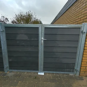 Nice i gr� komposit dobbeltl�ge i specialst�rrelse fra 200-360cm bred 