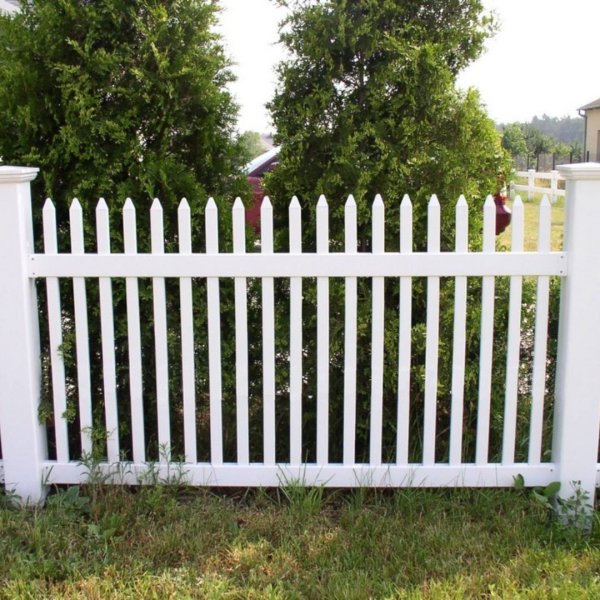 PVC Skagen hegn lige med smalle stave i 180x80cm (BxH)