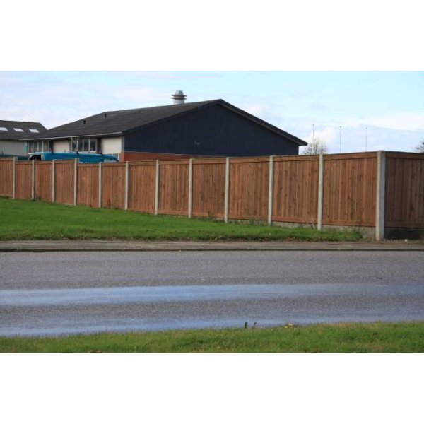 Plankehegn, trykimp. Fyr teakmalet 189x60cm (90cm over jord)