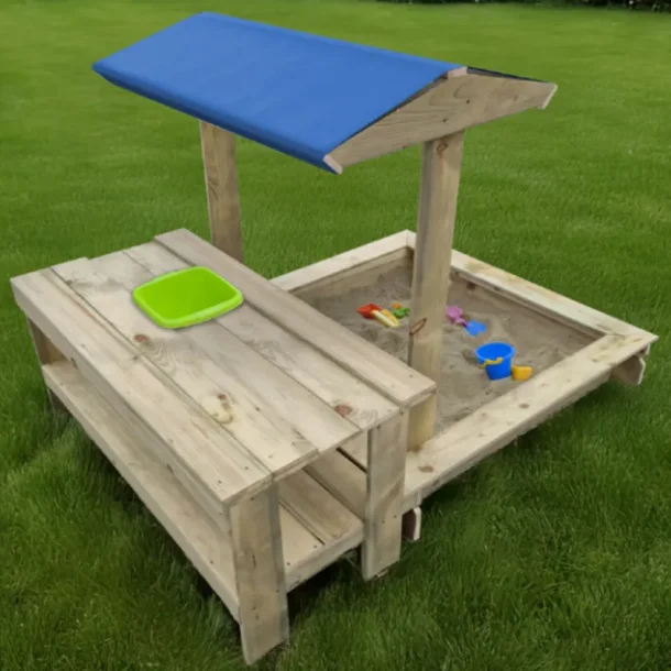 Sandkasse 150x150cm med bord og skygge