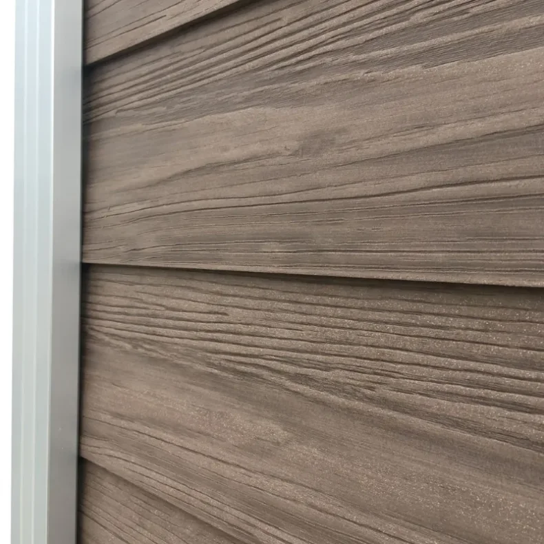 Stockholm komposithegn med alu stolper  - Slvklasse