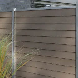 Stockholm komposithegn med aluminiumsstolper - Slvklasse