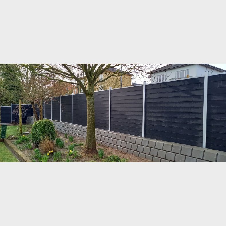 Stockholm komposithegn med alu stolper  - Slvklasse