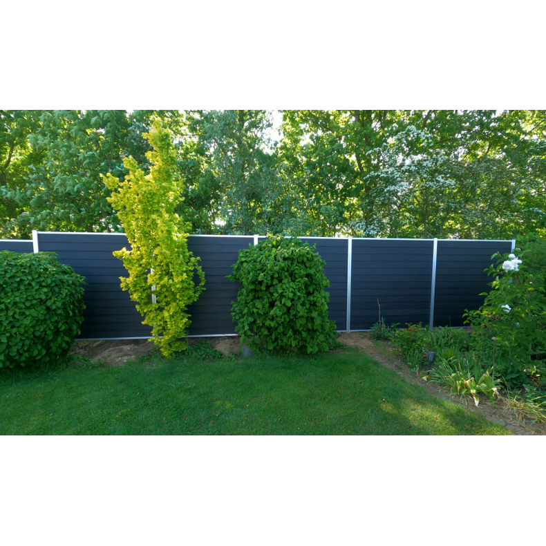 Stockholm komposithegn med alu stolper  - Slvklasse