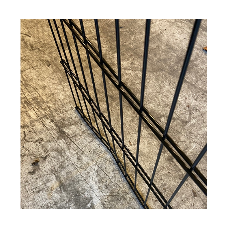 B�jet/skadet 2D panelhegn i sort 250x120cm - model Viby Outlet