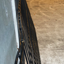 B�jet/skadet Viby 2D panelhegn 250x120 cm � elegant og holdbart hegn i sort Lagersalg