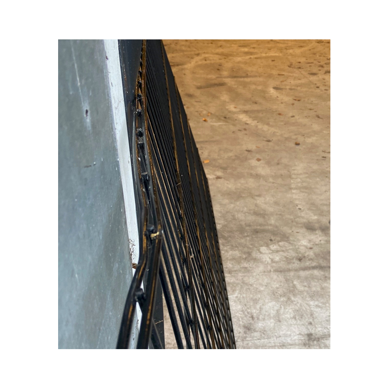 B�jet/skadet 2D panelhegn i sort 250x120cm - model Viby Outlet