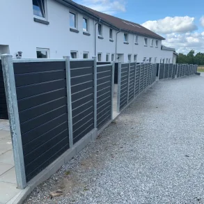 Alaska XL komposithegn med galvaniserede stlstolper - Slvklasse