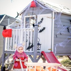 Alfred legehus p stolper  tryg leg for de mindste