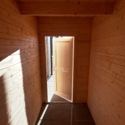 Redskabsskur Borup 9 m&sup2; med 2 rum, enkelt- og dobbeltdr - Guldklasse