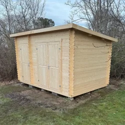 Redskabsskur Borup 9 m&sup2; med 2 rum, enkelt- og dobbeltdr - Guldklasse