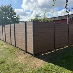 Milano komposithegn med aluminiumsstolper i antracit - Guldklasse