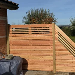 Calabria hegn i lærk 180x180cm (BxH)