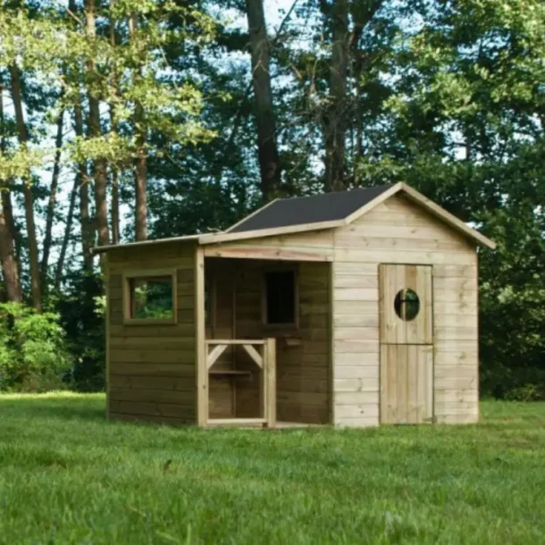 Legehus Ella  trlegehus med terrasse, bnk og kbmandsdisk