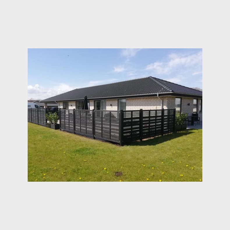 Silence hegn i sort 176x140cm (BxH)