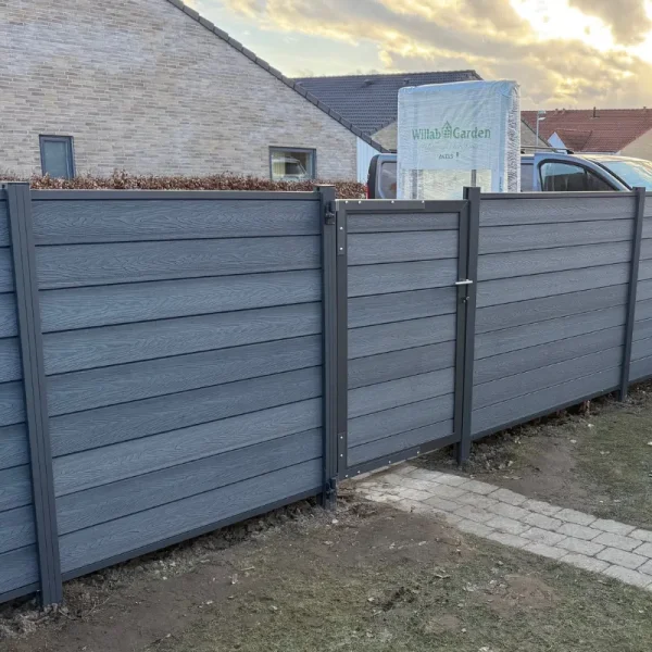 Nice komposithegn med aluminiumsstolper i antracit - Guldklasse