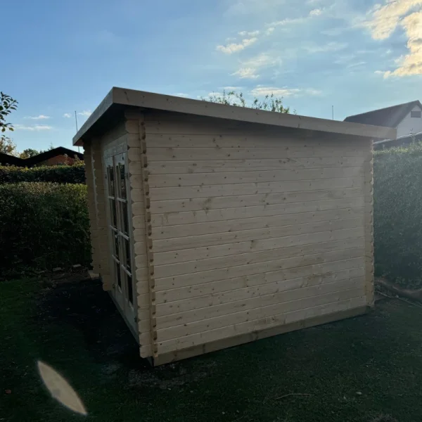 Guldborg redskabsskur i ubehandlet tr p 8,9m2