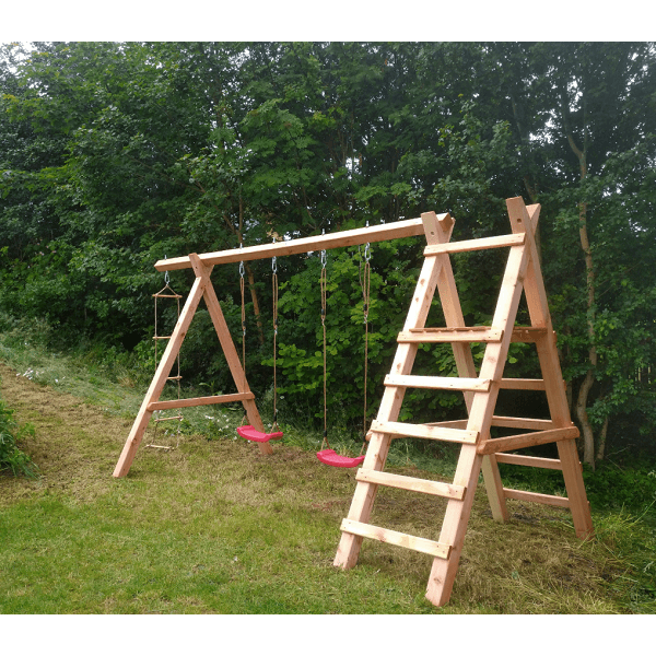 Gyngestativ Harry i lrketr med rutsjebane, klatrereb og gynger