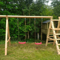 Gyngestativ Harry i lrketr med rutsjebane, klatrereb og gynger