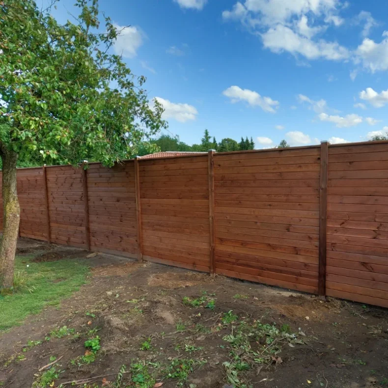 Systemhegn i brunt trykimprgneret tr - Bronzeklasse