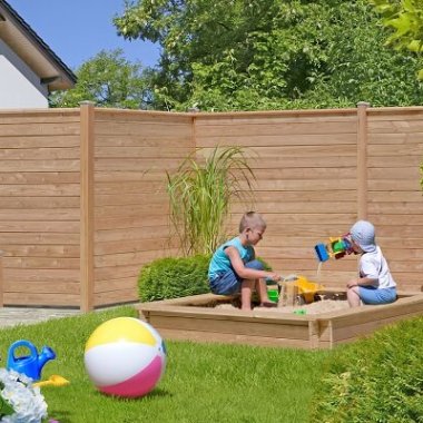 Hjemsted systemhegn i lærk