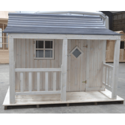 Legehus Ida  et klassisk trlegehus i smuk gr og hvid